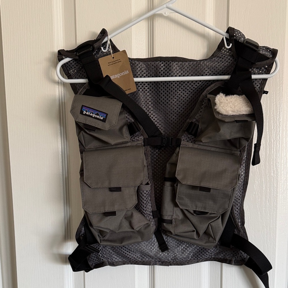 Patagonia Gray Stealth Convertible Vest, backpack